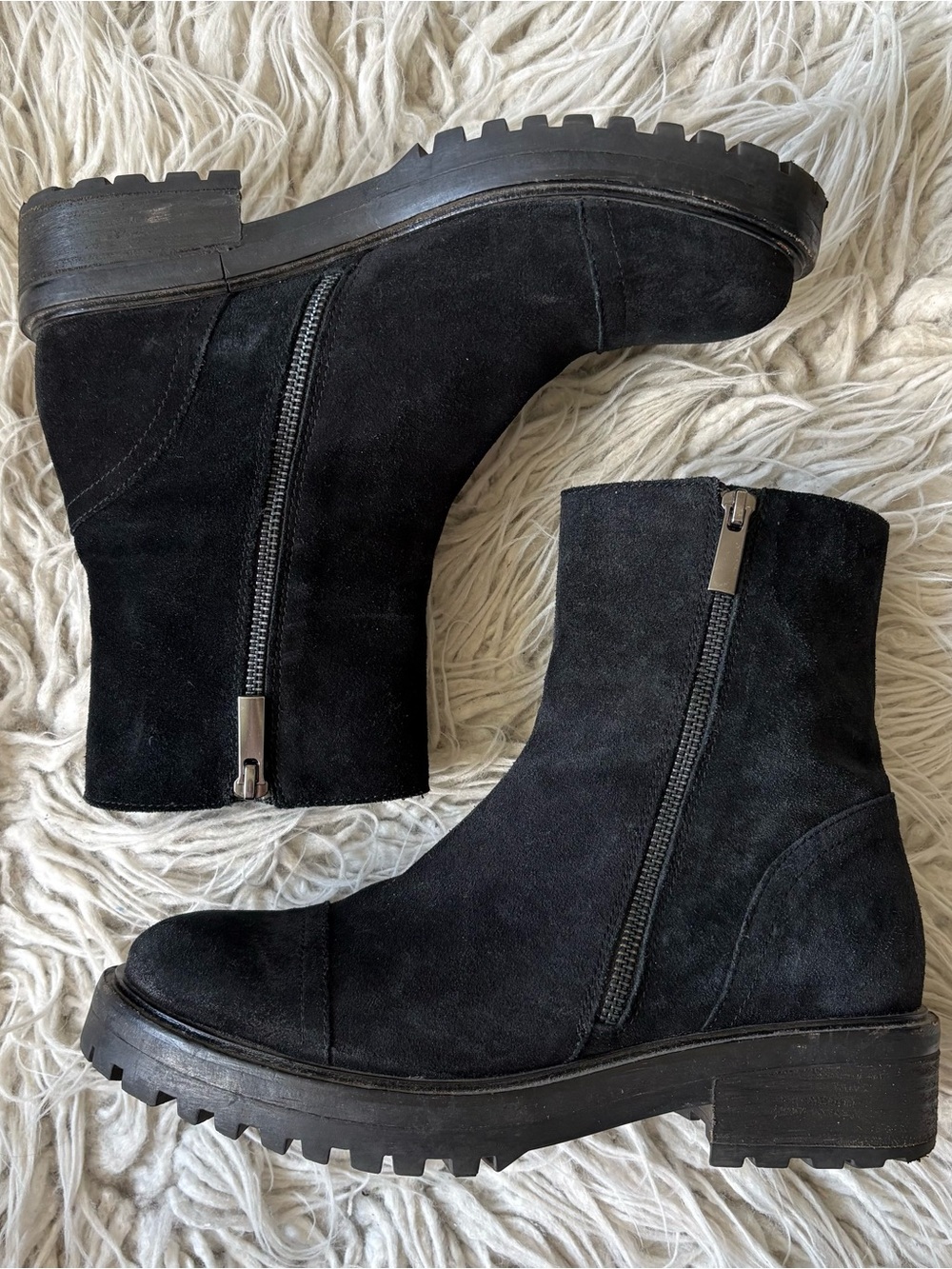 Thursday Raider Black Suede Lug Sole Side-Zip Grunge Gothcore Ankle Boots Sz 8.5